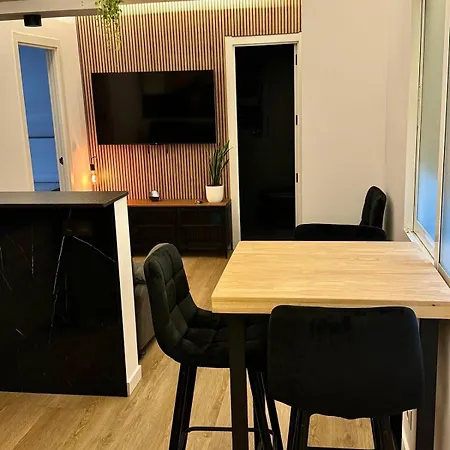 Kilometro 22 Luxury Apartment Padron
